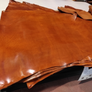 PIEL DE POTRO ENGRASADO 1,2 MM proveedores y distribuidores cuero