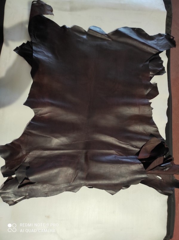 PIEL DE TERNERITA HIPPY 1 MM (carteritas) COLOR TABACO Y AVELLANA proveedores y distribuidores curtidos PIEL DE TERNERITA HIPPY 1 MM (carteritas) COLOR TABACO Y AVELLANA proveedores y distribuidores cuero